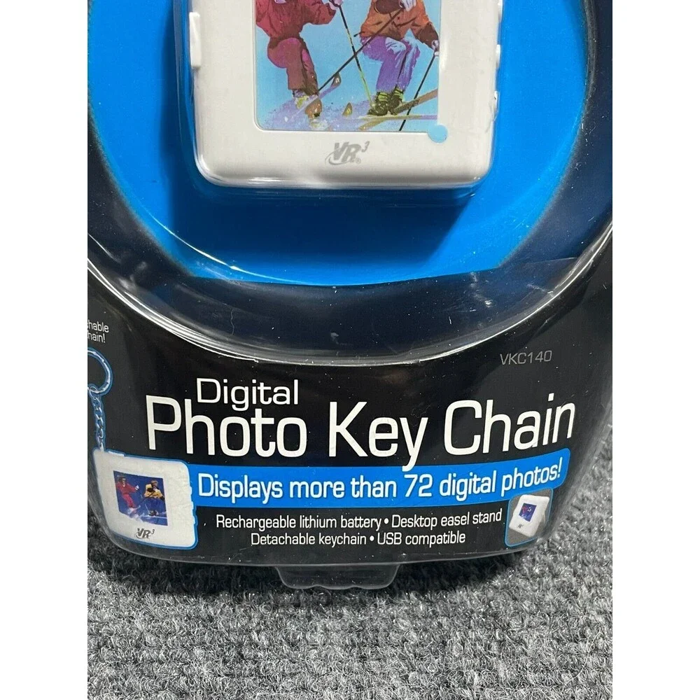 VR3 Digital Photo Key Chain Upto 72 digital photos Rechargeable USB